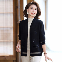 2025奶奶春秋款毛衣外套老年人秋装女妈妈拉链上衣老太太老人外套