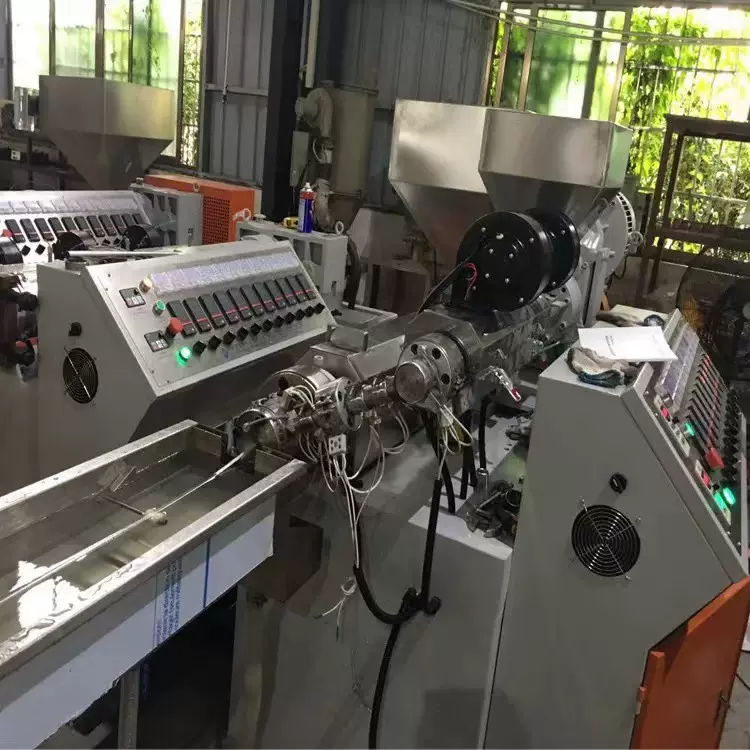 破碎后PP/ABS回收造粒挤出机 抽粒设备 塑料单螺杆PS造粒机