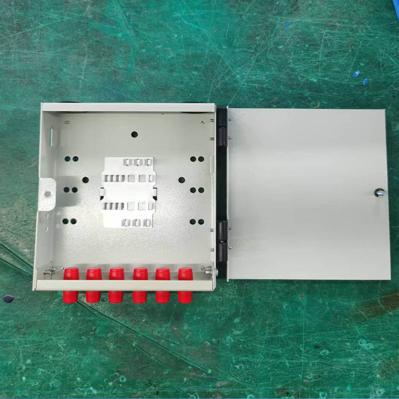 供应4口6欧8口光缆终端盒金属冷轧板配线盒室外挂墙式光纤熔纤盒