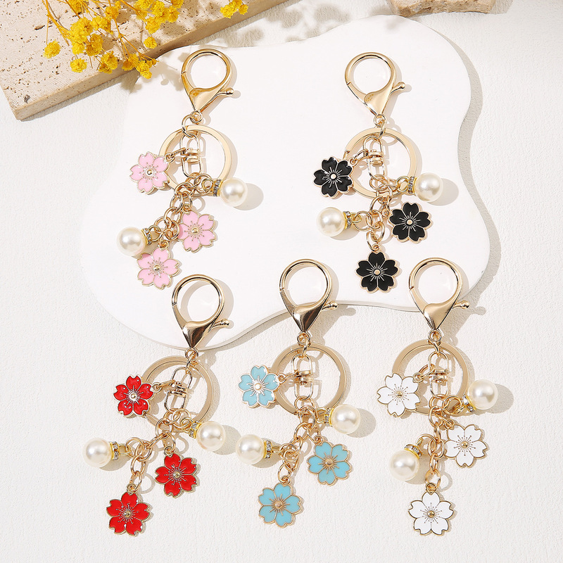 Wholesale Japanese-Style Handmade Cherry Blossom Keychain Oil Drop Women's Bag Charm Gift for Best Friends Couple Pearl Pendant
