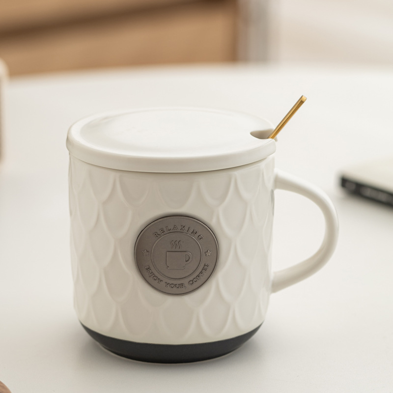 Taza de bronce Taza de bronce Taza de café Taza de agua en relieve Taza de cerámica Logo