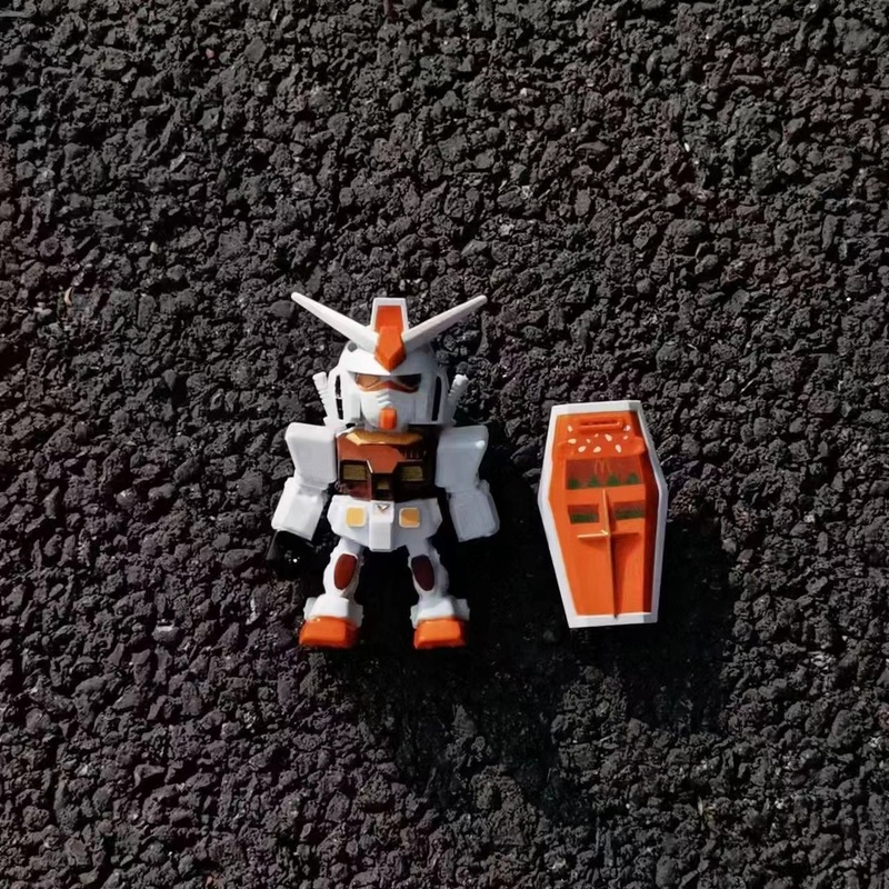 新型マクドナルド連名ガンダム元祖SD手作り完成品はセットなしでカラーボックスを持っています。|undefined