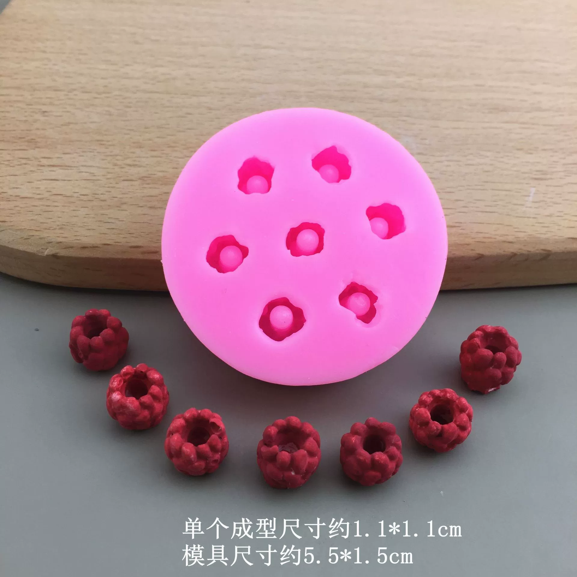 Silicone Fruit Molds (DIY) — Blueberry & Raspberry Shapes, Heatproof −40–230°C, Multi-size