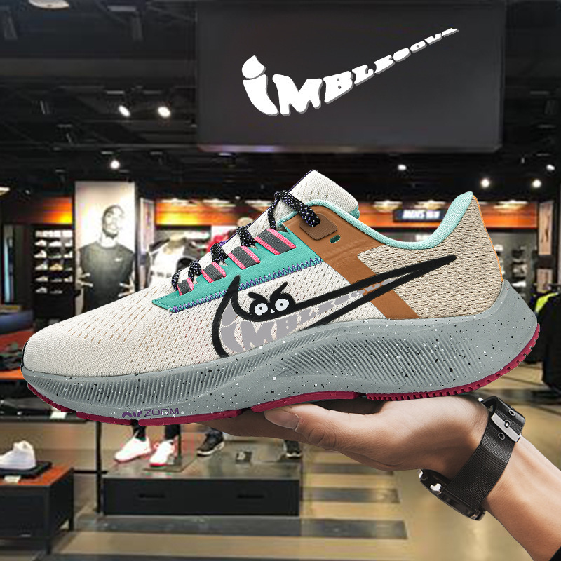 Breathable lightweight shock-absorbing summer running sneakers