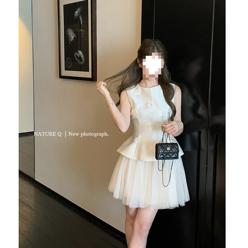 miu娘風フレンチ立体フラワースパンコールピンチウエストトップスレディースノースリーブベスト高級感|undefined