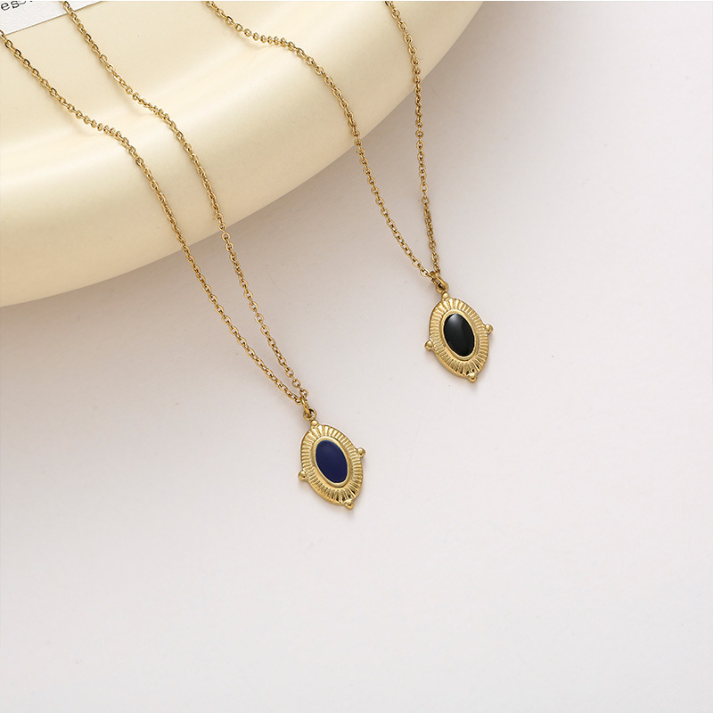 Wholesale Classical Retro Cross Snake Stainless Steel Pendant Necklace_colorza_6