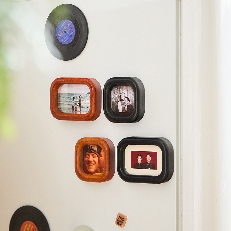 In-Stock New Year Gift Cartoon Mini Magnetic Refrigerator Magnet Wooden Photo Frame No-Drill DIY 3inch Tabletop Gift