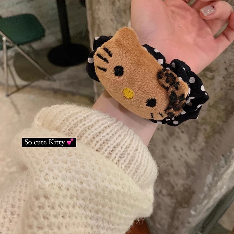 Cute feline Kitty negro y blanco punto de onda de gran intestino anillo de pelo de cola de caballo sensación de alto nivel cabeza de correa de correa de joyas para el pelo