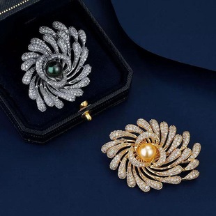 Luxury elegant fireworks brooch high-end women's vintage pearl corsage light luxury niche high-grade PIN suit accessories