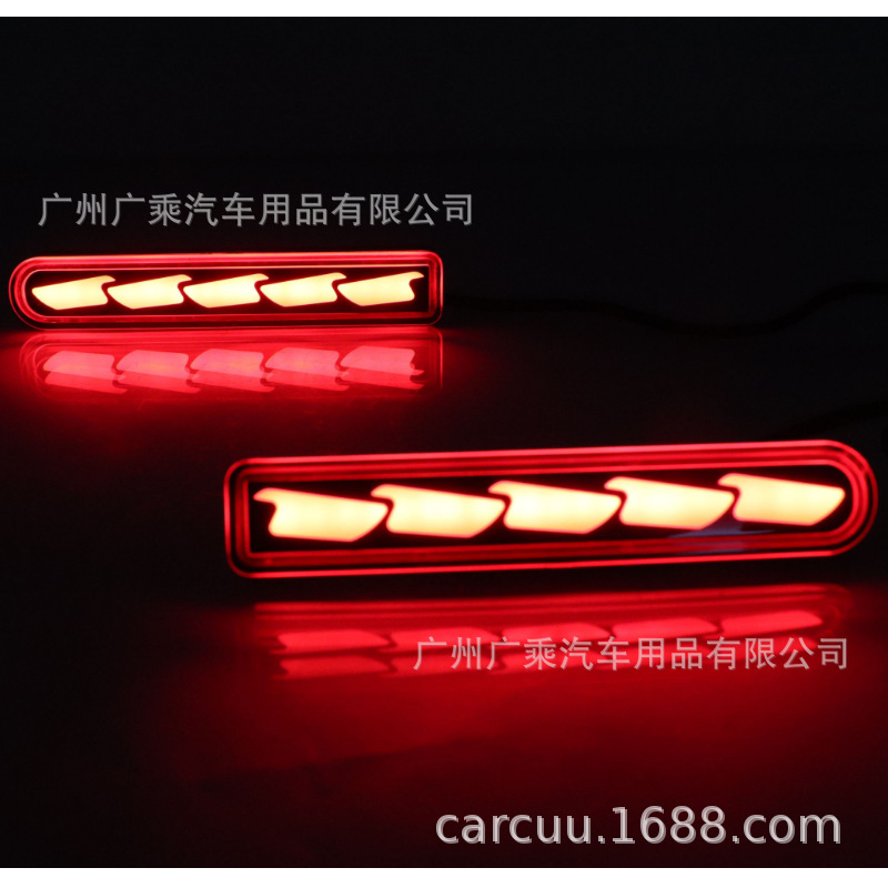 Adecuado para la luz del parachoques trasero del Land Cruiser 07-22 (versión estadounidense) luz trasera, luz de giro, luz de freno, versión de Oriente Medio image 3