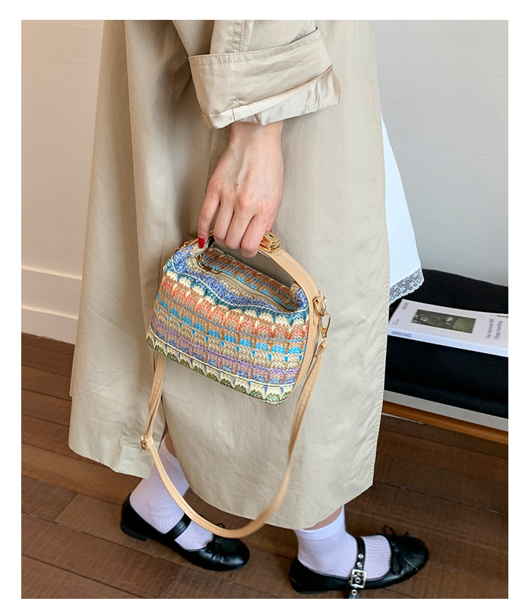 Straw Knitted Handbag Small Square Shoulder Bag With Clasp Casual Versatile Women's Luggage_voghion.com