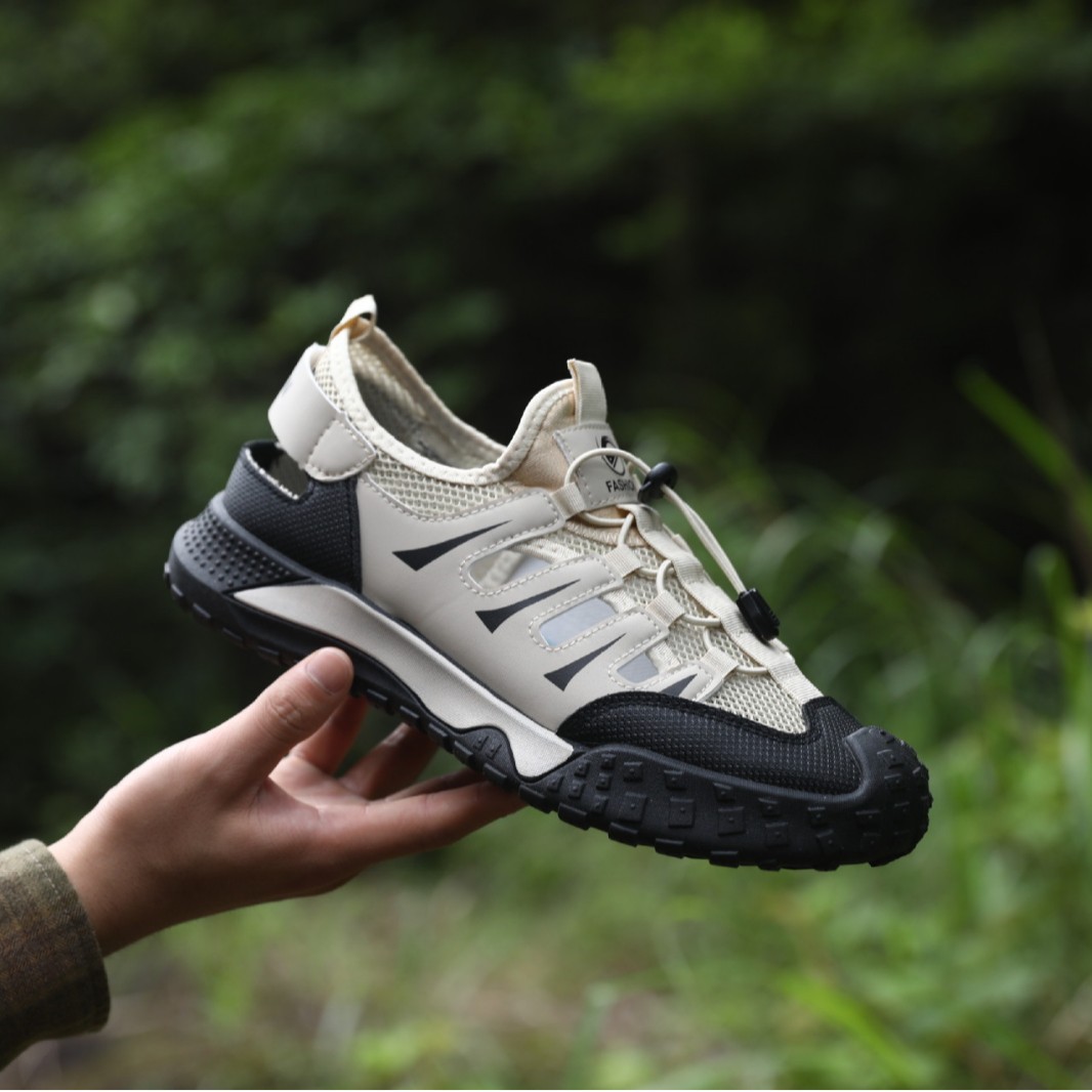 洞洞鞋男外贸批发户外时尚透气休闲鞋子青少年一脚蹬软底舒适男鞋