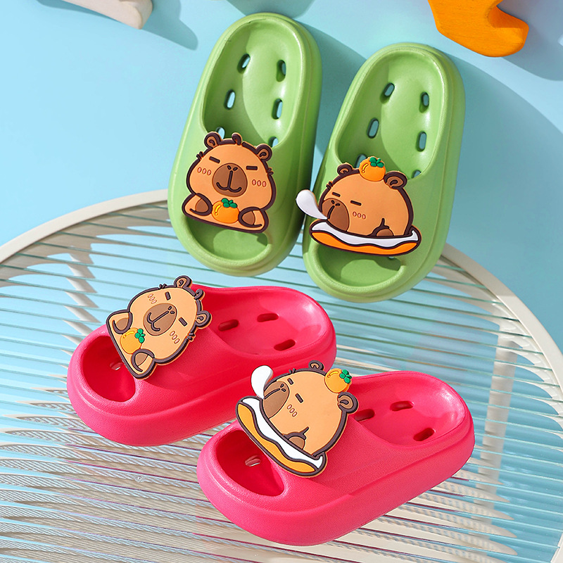 Capibara zapatillas de verano para niños, niños y niñas pisando la mierda, fugas antideslizantes para baño, padres e hijos, zapatillas de baño para niños