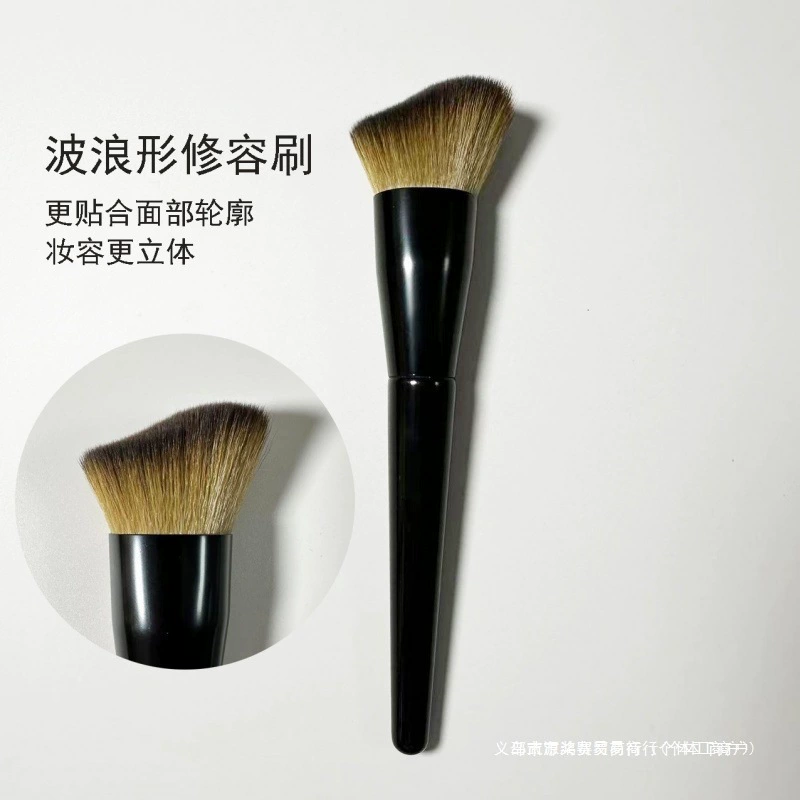 Soft brush for face for contouring