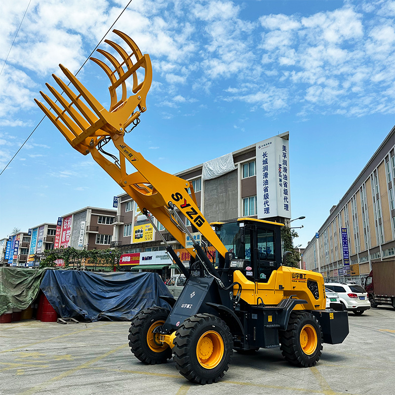 ɽ���ع�װ�ػ������е�ץľ��20�ӳ���С����