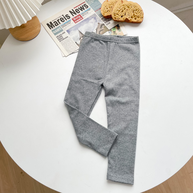 2023 Otoño e Invierno niñas SLIM-Fit color sólido polainas ropa exterior lana pull-up casual algodón bebé bottoming Pantalones