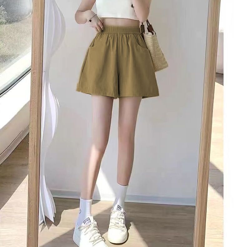 2025 Three-Dimensional High-Waisted Shorts with Back Pockets, Thigh-Covering Women's Pants, Slimming Loose Wide-Leg Pants