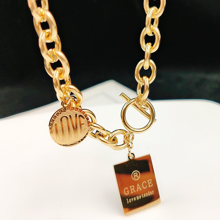 Ожерелье из нержавеющей стали, брендовая цепочка до ключиц в стиле хип-хоп, в корейском стиле, легкий роскошный стиль, изысканный стиль, популярно в интернете