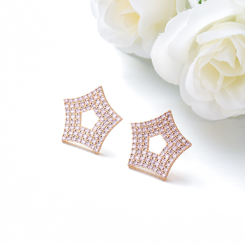 Xuping joyería transfronteriza venta caliente aleación auriculares lujo ligero de alto nivel nicho moda personalidad temperamento pendientes al por mayor mujeres