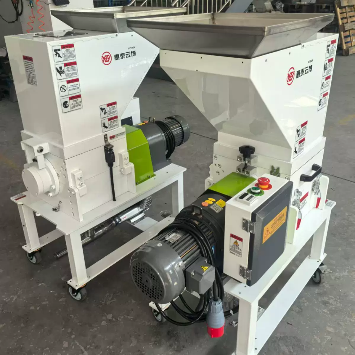 PE/PA塑料粉碎机自动上料3P慢速机边粉碎机2匹静音碎料机PET/POM