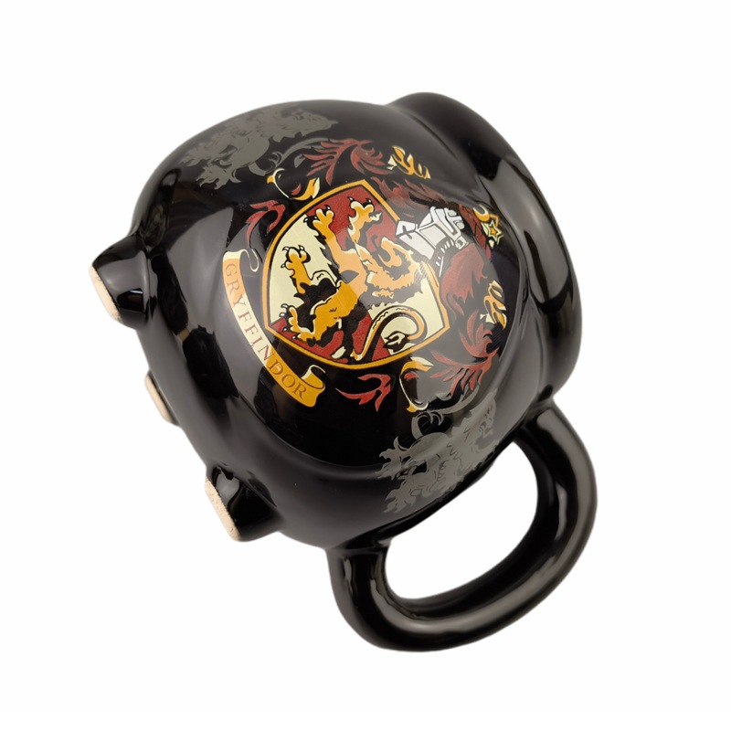Taza de pies negra cuidadosamente seleccionada Harry Potter olla triangular taza de cerámica quemador de incienso taza de dibujos animados de anime