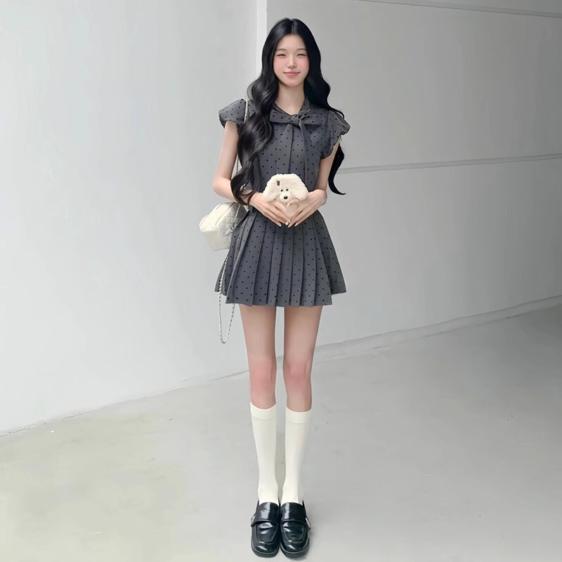 Miu Rich Daughter Gray Polka Dot Dress Women's Summer Preppy Style Sweet Bow Waist Pleated Skirt