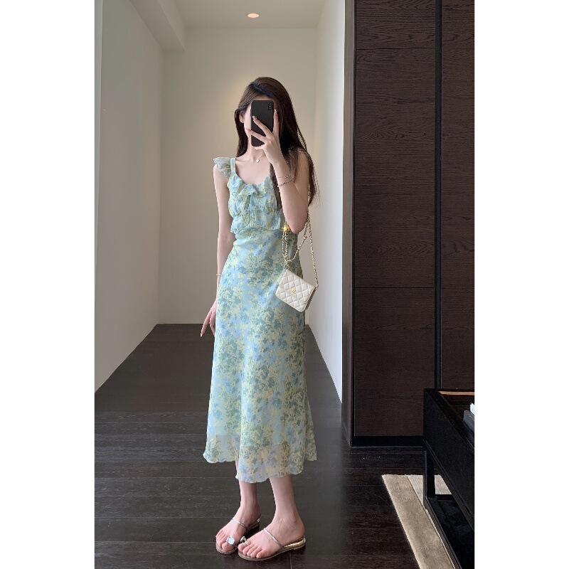 AMR UU ◆ Wear a Good Figure White Silk Green Printed Lotus Leaf Sling Long Dress Women's dress Summer New