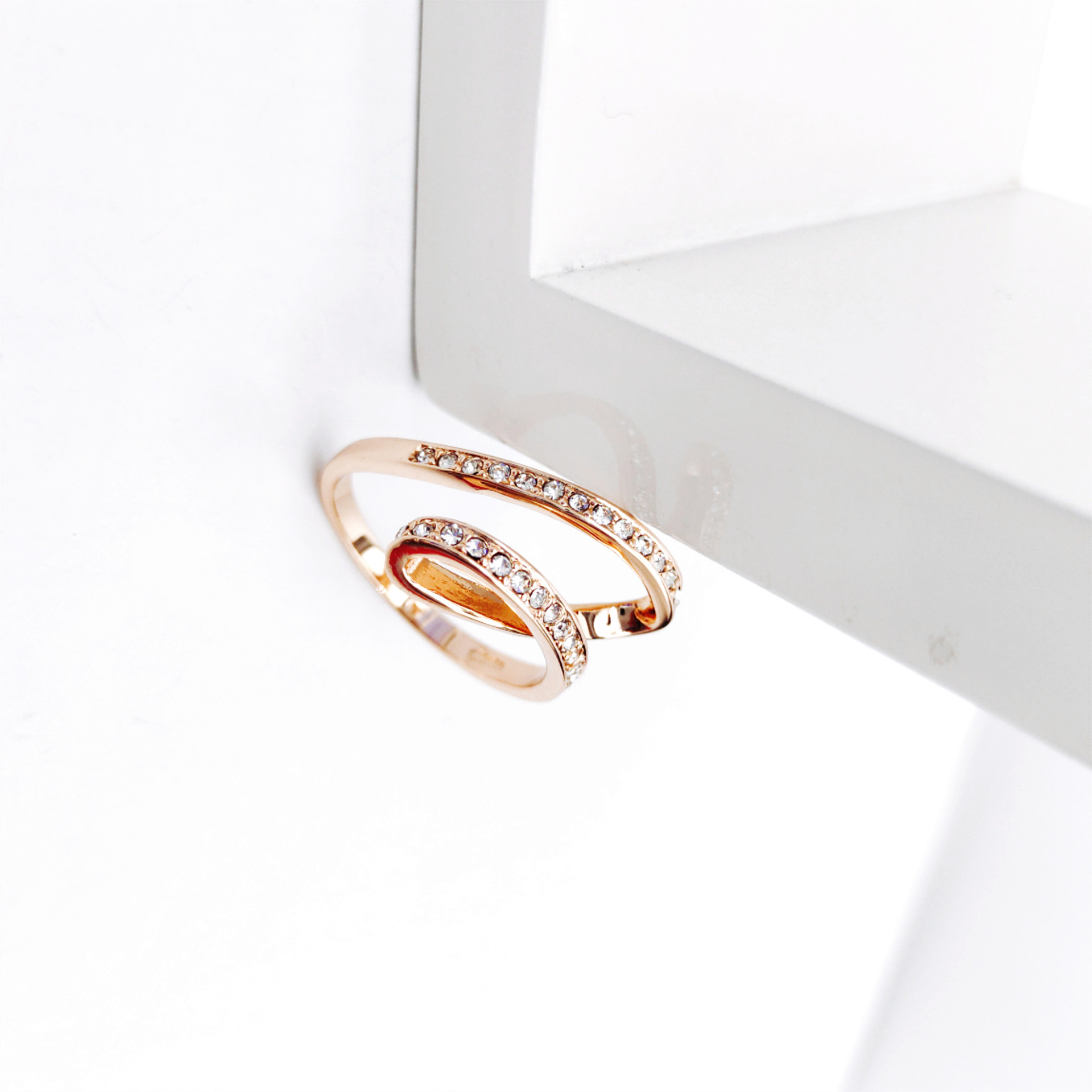 �պ���Լ�����䵭��ƽ�����Ůʿ��ָ�¿�����ѧ���ٴ���������