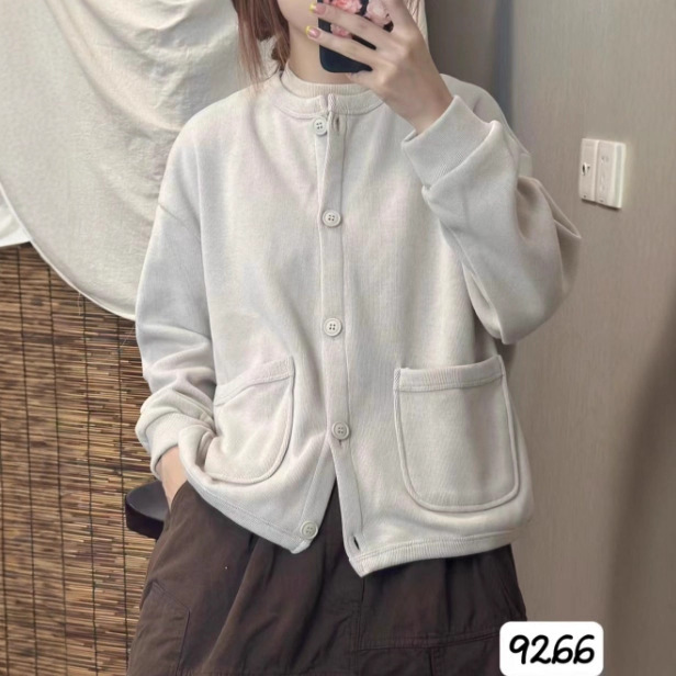 纯色加绒外套2025文艺简约圆领单排扣设计感百搭宽松休闲上衣女