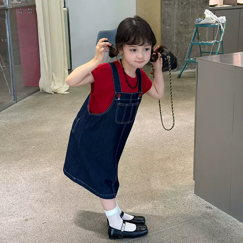 艾摩贝贝女童洋气吊带裙2025夏儿童时髦薄款裙子天丝棉牛仔背带裙