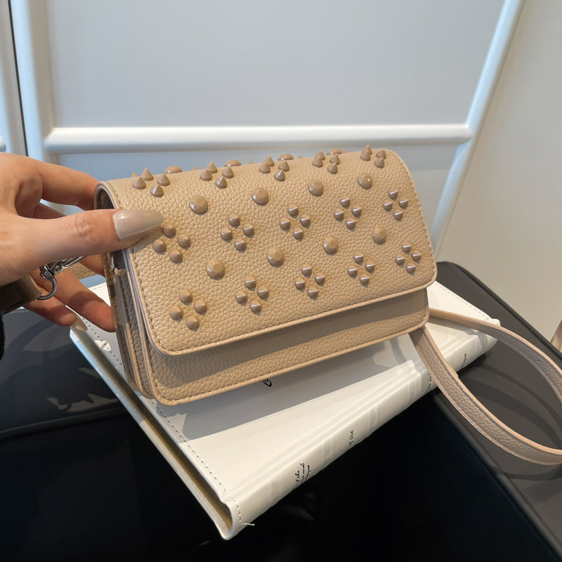 This Year's Popular Bags 2025 New Korean Style Fashion Rivet Shoulder Bag Women's Shoulder Crossbody Flip Small Square Bag