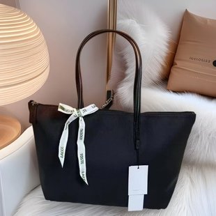 �����{�~����̖Ůʿ�������������ɫ�μ���r�г���ͨ�ڿ����ذ�