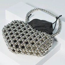 �¿��U�մ���ٴ�r���������ð����Ҹ�°������yɫ�����������