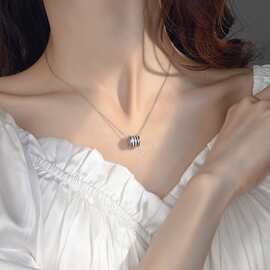 轻奢时尚满钻釉彩小蛮腰项链颈链女气质圆柱吊坠螺旋弹簧锁骨链