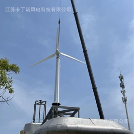 风力发电机;逆变器;太阳能控制器