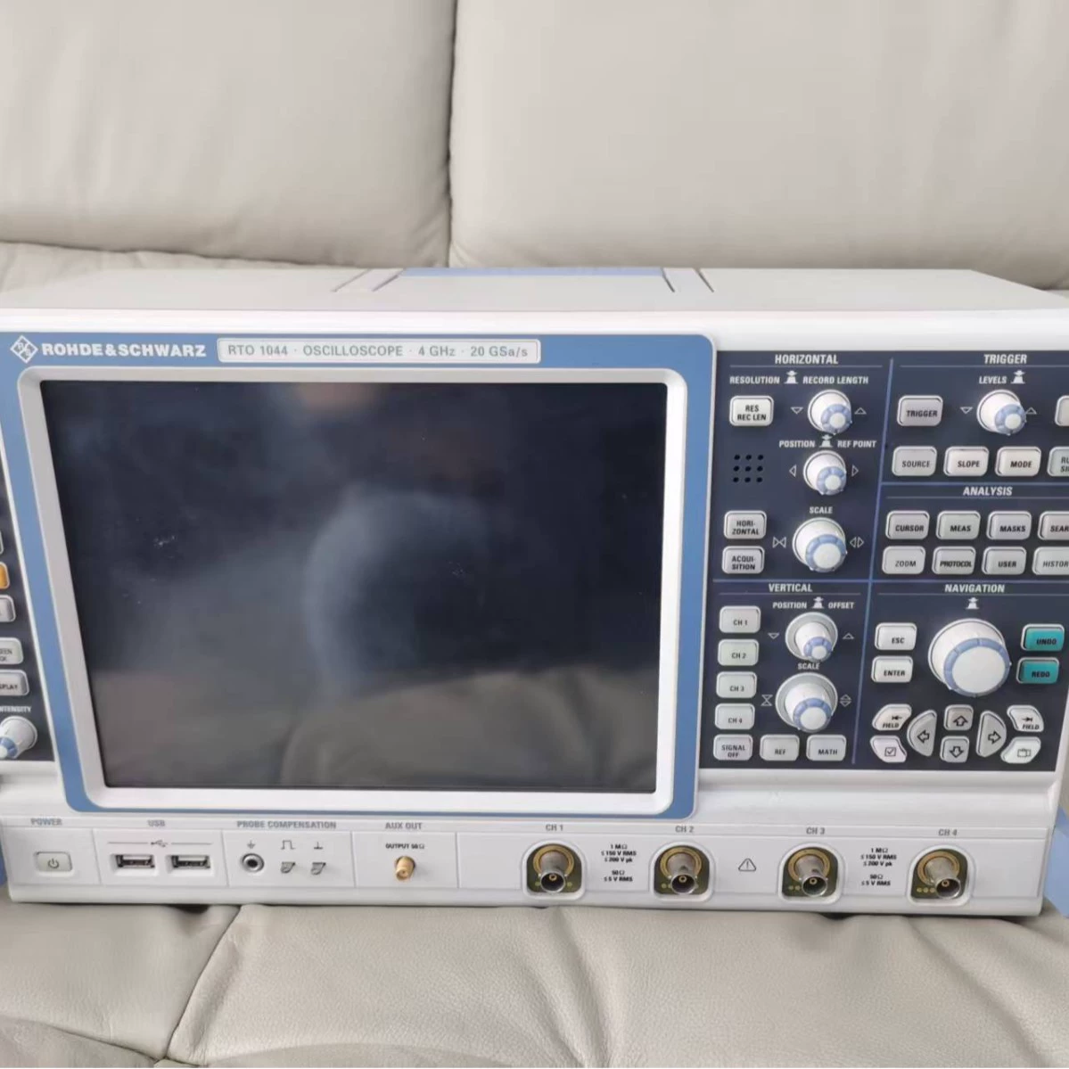 Аренда, продажа, переработка осциллографа Rohde & Schwarz RTO1044 с полосой пропускания 4G