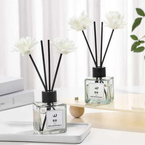 Fire-free aromatherapy essential oil household indoor toilet fragrance aromatherapy bottle dry flower air freshener bedroom long-lasting fragrance