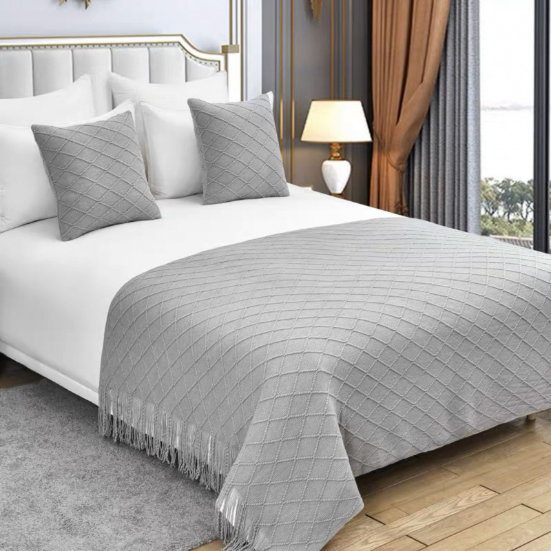 Bandera de cama toallas de cola de cama residencial hotel de lujo cubierta de cama doméstica nueva habitación modelo chino toallas de cama de color sólido