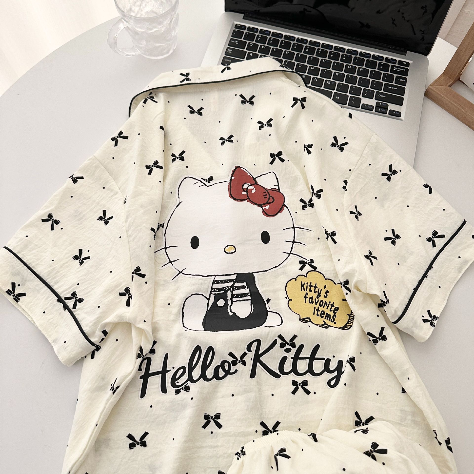 Cross-border nudo rojo KT gato pijama mujer verano celebridad de Internet cárdigan de manga corta de tres piezas pantalones de manga corta ropa de hogar de alta gama