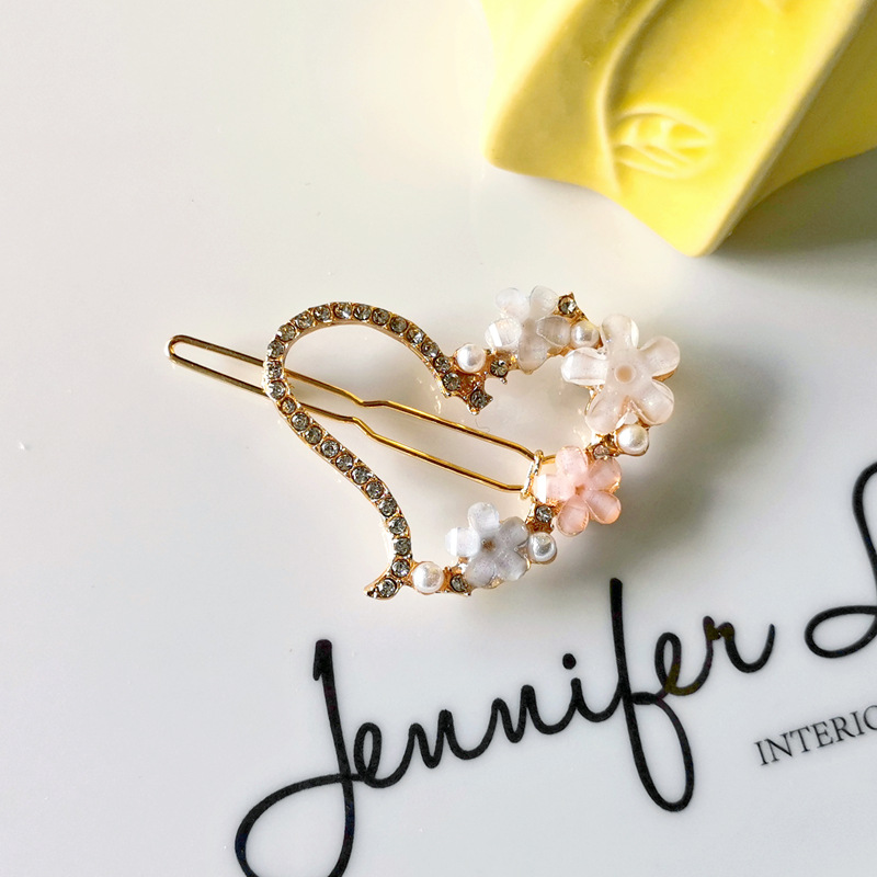 Daily Occasion Rhinestone Material Fashion Women'S Plumeria Rhinestone Plating Hair Clip