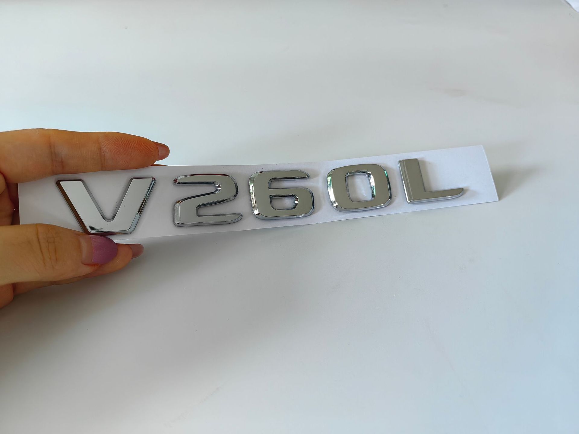 Mercedes-Benz car logo rear emblem sticker E/C-Class E300L/GLC/GLE/AMG/260L number letter emblem in English