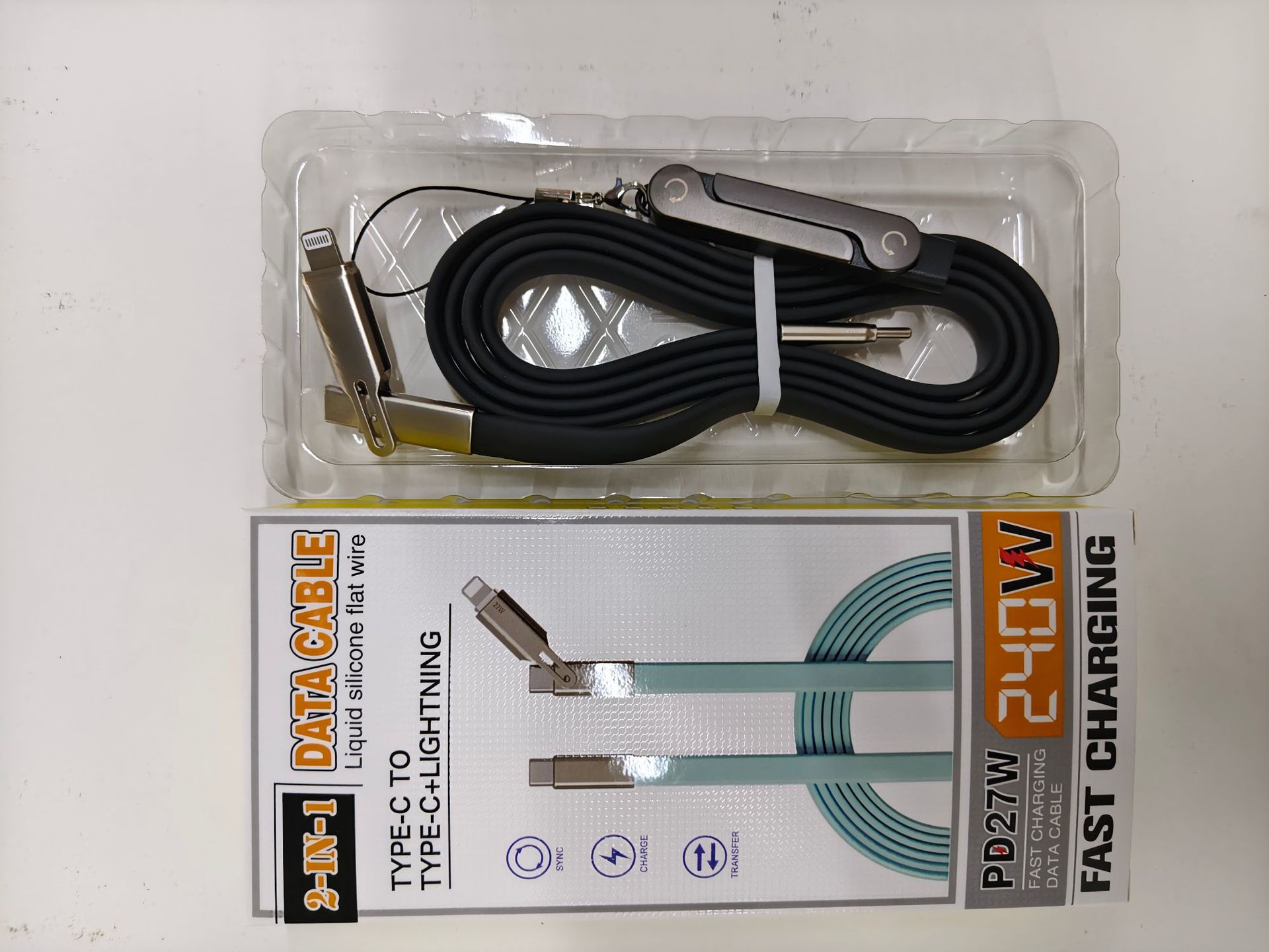 Adaptador negro + cable de silicona 2 en 1