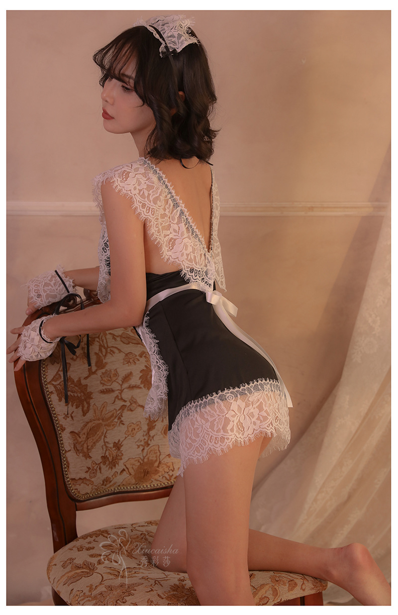 Plus Size Lace Maid Lingerie Set with Headpiece, Apron, Thong and Wristbands — detail image 15