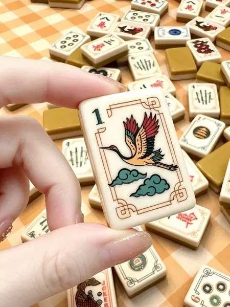 (In-Stock Product) American-Style Mahjong Tiles No. 36, Acrylic, Yellow Crane Design, for Home Use and Gift-Giving, Hand-Crafted Mahjong