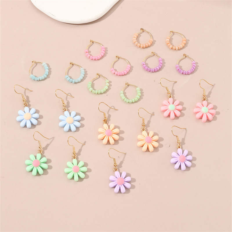 1 Set Simple Style Flower Plating Plastic Drop Earrings display picture 9