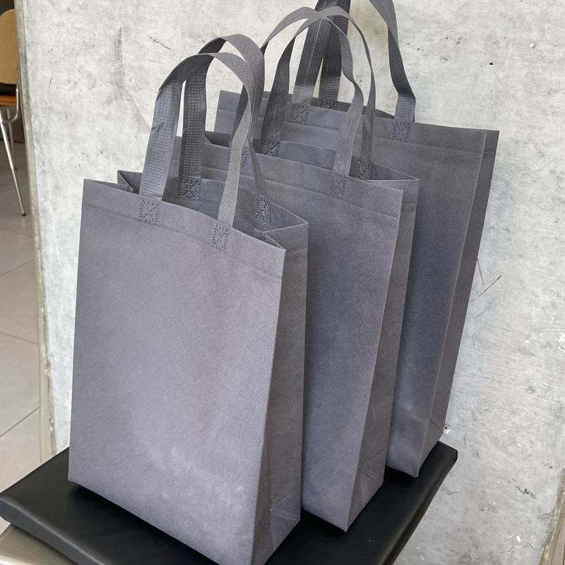 Bolsa de tela no tejida vertical gris, bolsas de regalo para tiendas de ropa LOGO