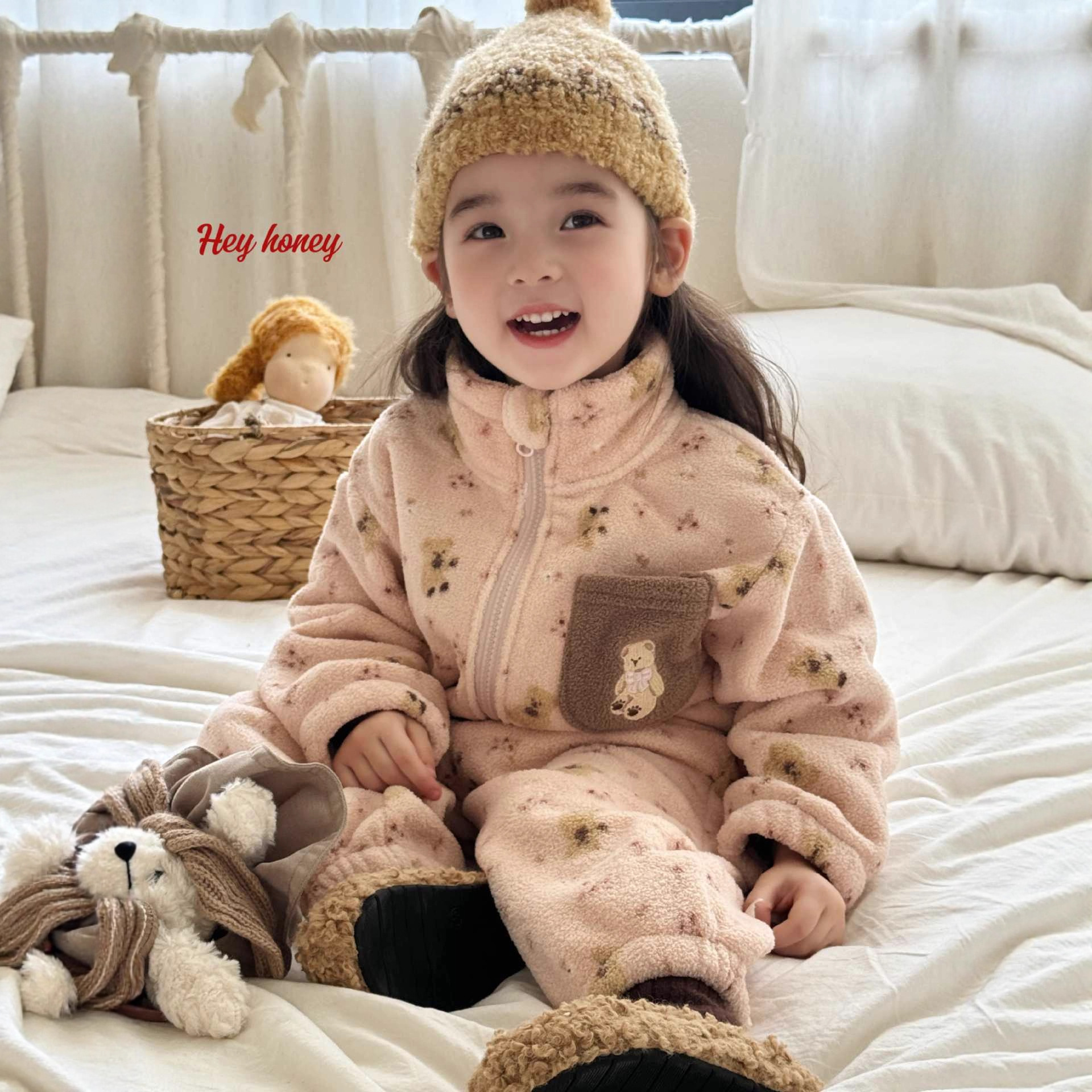 Large and Small Rolls Korean Style Kidsren's Flannel Pajamas Autumn and Winter Thickeneded Coral Velvet Home Clothes Set-32902