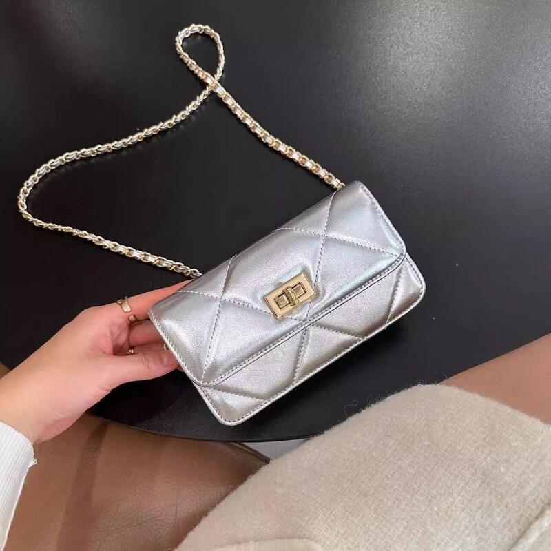 Tweed Style Silver Small Square Bag for Women, High-End and Stylish Mobile Phone Bag, Mini Bag, Single Shoulder Crossbody Quilted Chain Bag