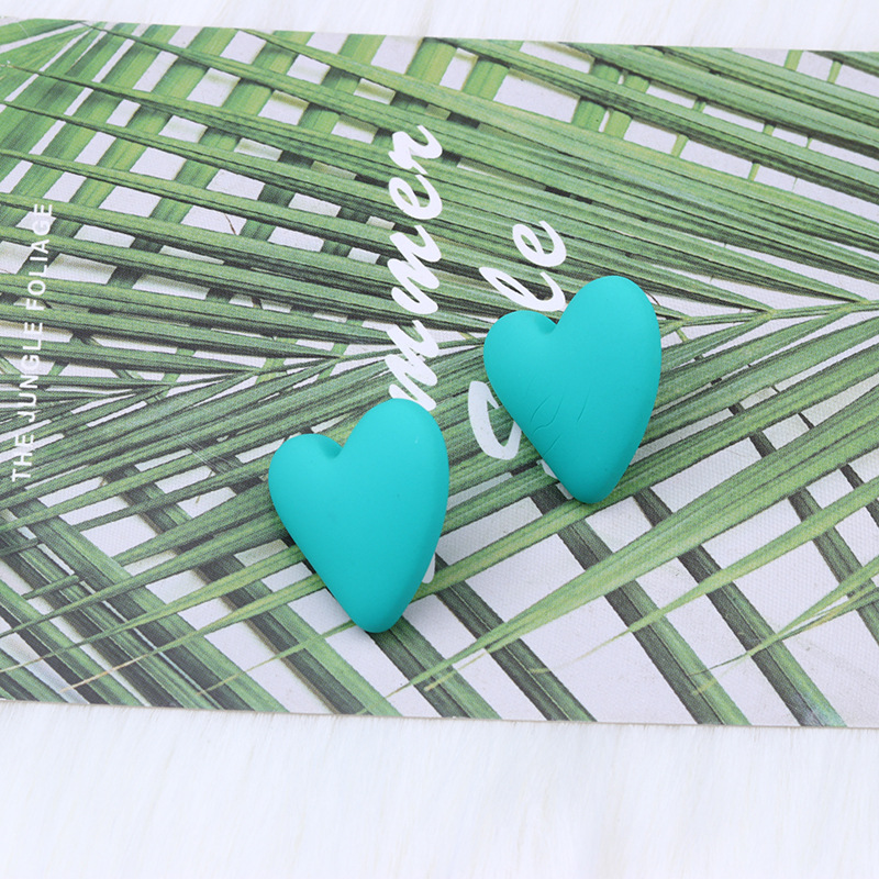 9g Weight Earrings Classification 1 Pair Quantity Daily Occasion Acrylic Material Heart Shape Pattern Women'S Gender Spray Paint Design Fashion Style 1 Pair Fashion Heart Shape Spray Paint Arylic Earrings 17