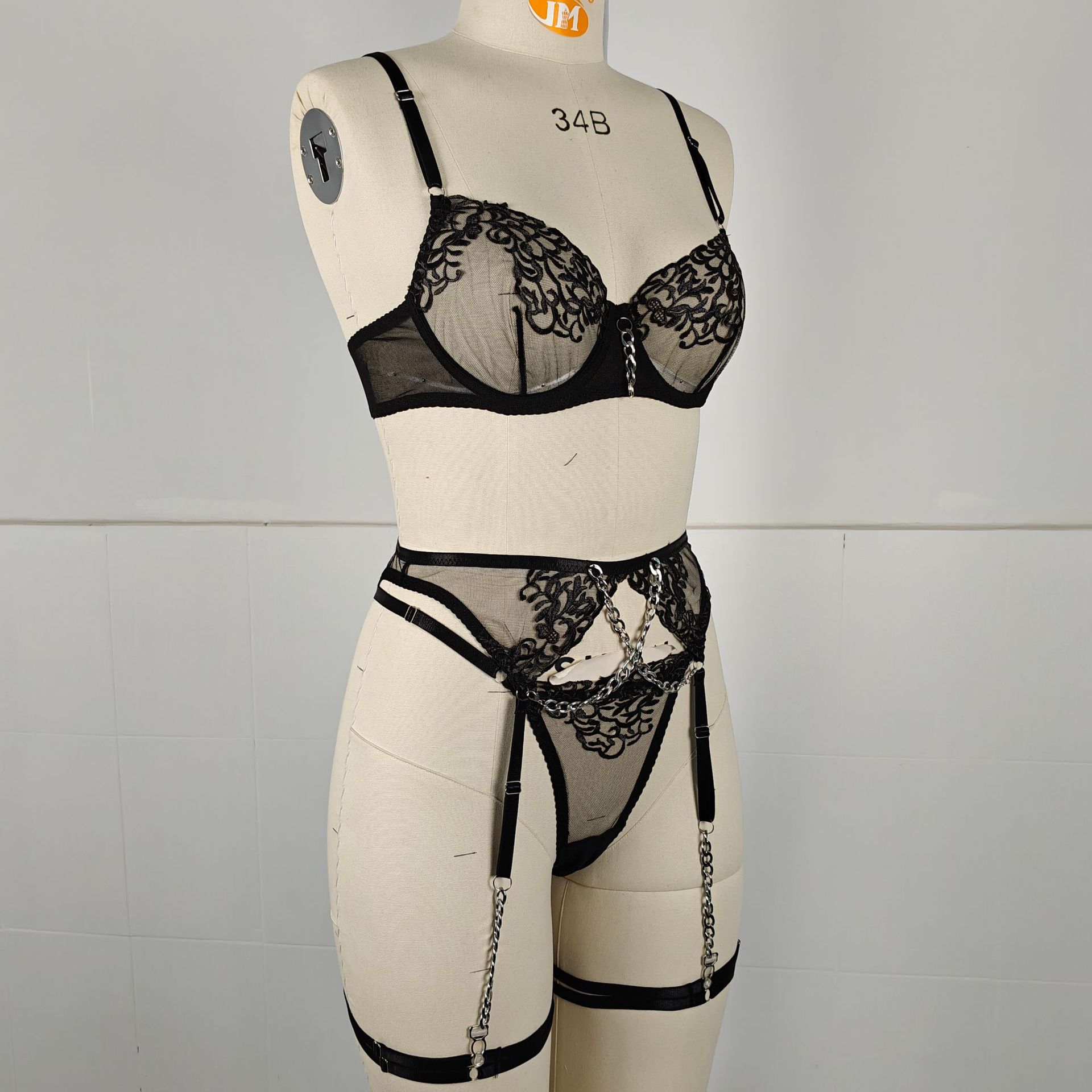 Women's Sexy Solid Color Stainless Steel Flower & Leaf Jewelry Indoor Home Sheer Bra Low Waist See-Through Sexy Lingerie display picture 2